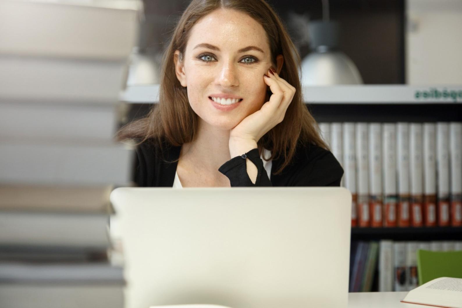 Interface de evaluación financiera personalizada